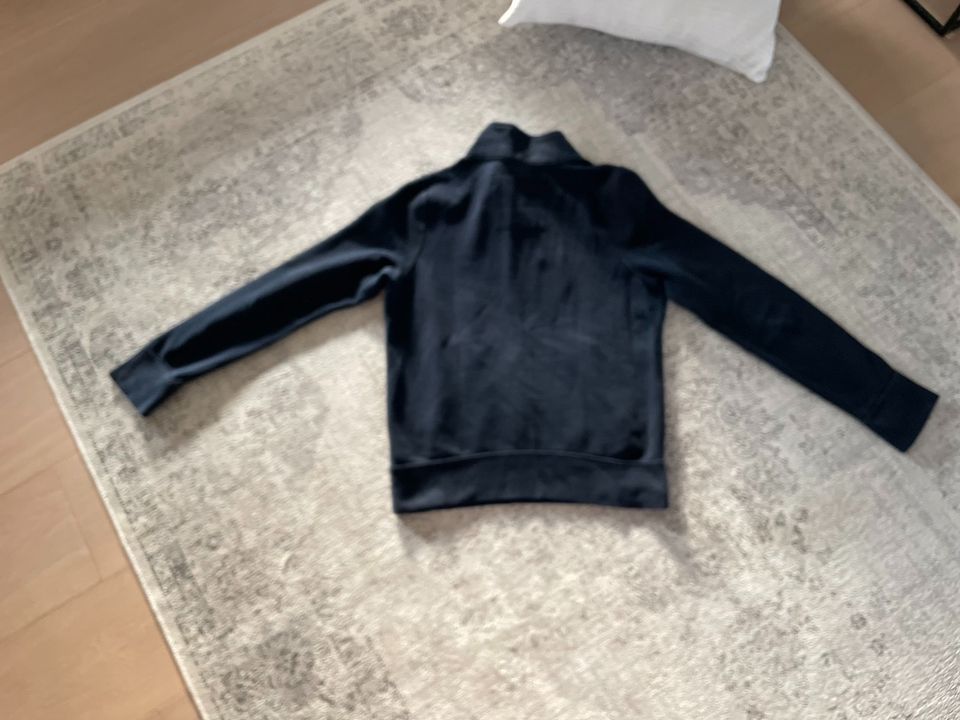 Hollister Sweatshirt dunkelblau Gr.M in Gründau