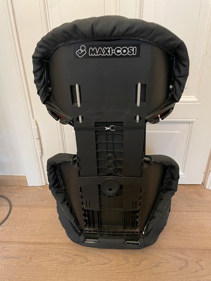 Maxi Cosi Rodi 15-36 kg in Rostock