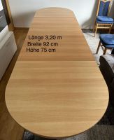 Ausziehbarer Esstisch mit 6 Stühlen leichte Beschädigung München - Laim Vorschau