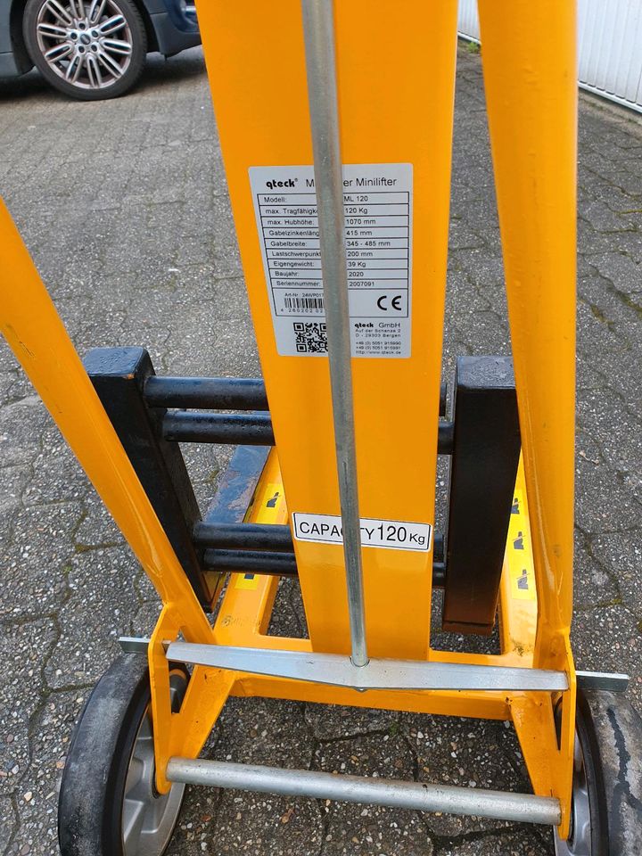 Manueller Minilifter Qteck Typ ML 120 in Hamm