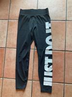 Sport Hose Von Nike Grösse M Hessen - Staufenberg Vorschau