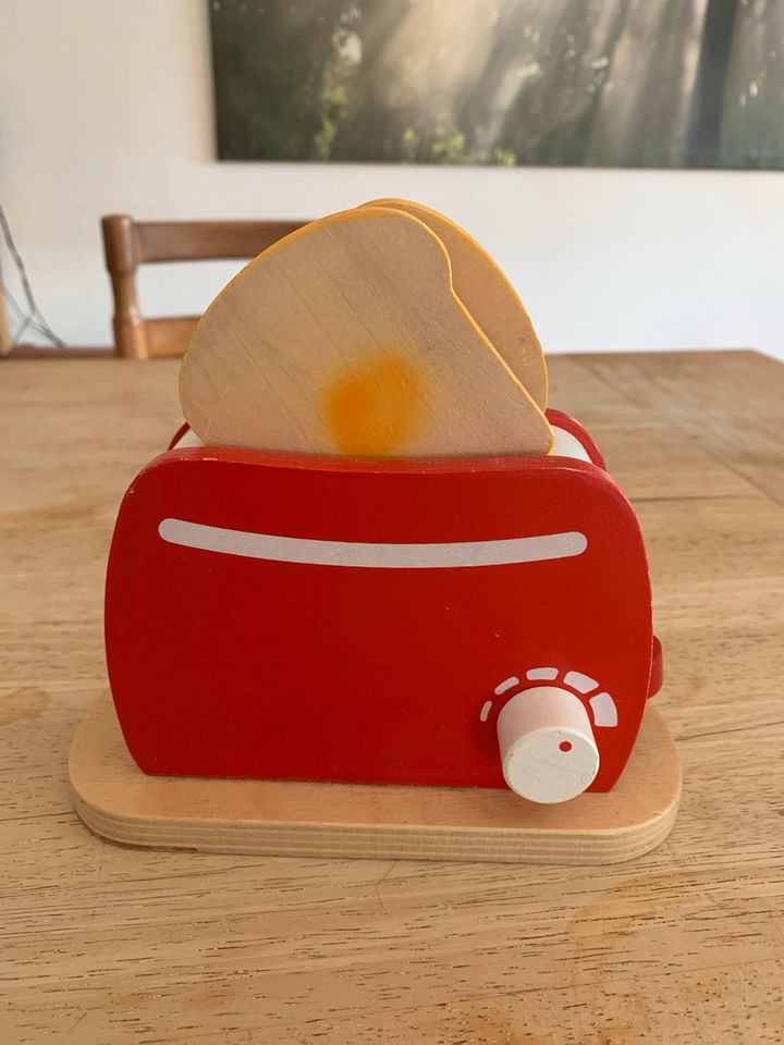 Kinderküche Toaster aus Holz inkl. 2 Toastbrot in Hamburg