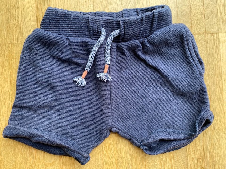 kurze Hose Gr. 80 in Köln