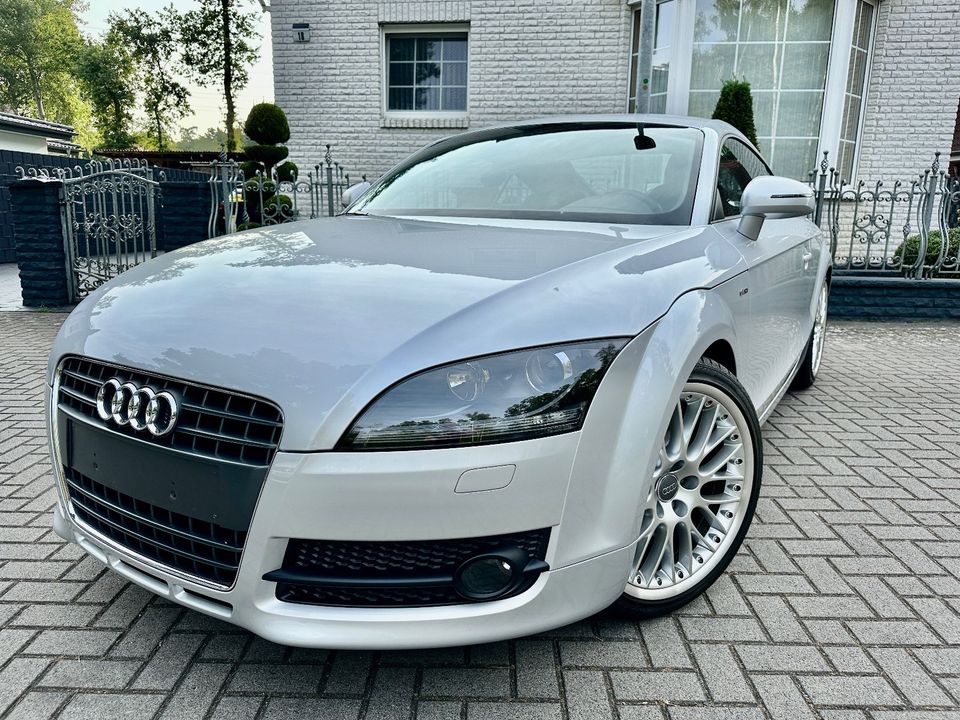 Audi TT 2.0 TFSI Coupe ORIGINAL 4315 KM S-LINE LEDER in Hannover