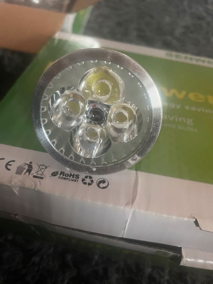 SENWEIT LED Lampen Birnen MR16 6W 12V 5500-6500k NEU Glühbirnen in Morsbach