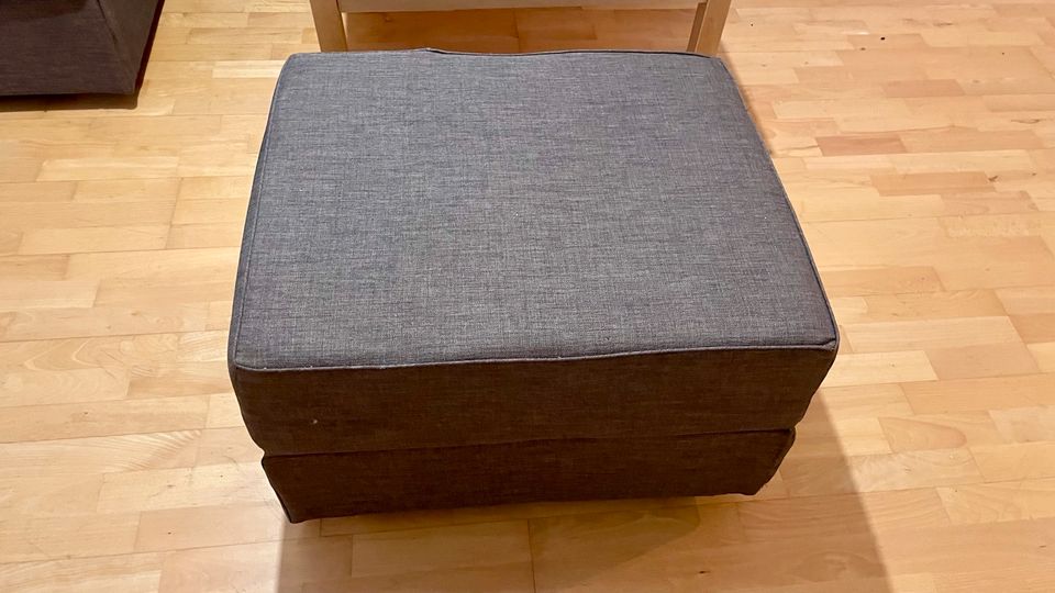 Schöne Sofa Garnitur inkl Hocker in Nürnberg (Mittelfr)