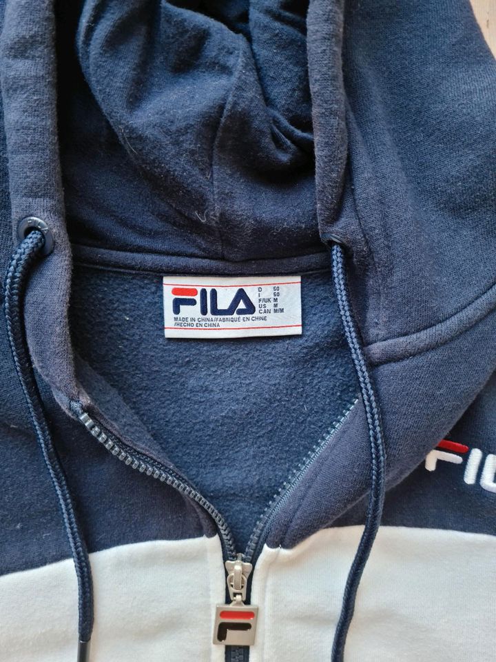 FILA Hoodie in Königsbrunn