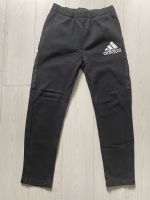 Adidas Sweathose Hose Sporthose Gr.164 schwarz neuwertig Nordrhein-Westfalen - Ratingen Vorschau