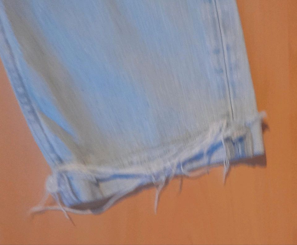 Jeans h&m boyfriend low waist blau Gr. 34 in Tutzing