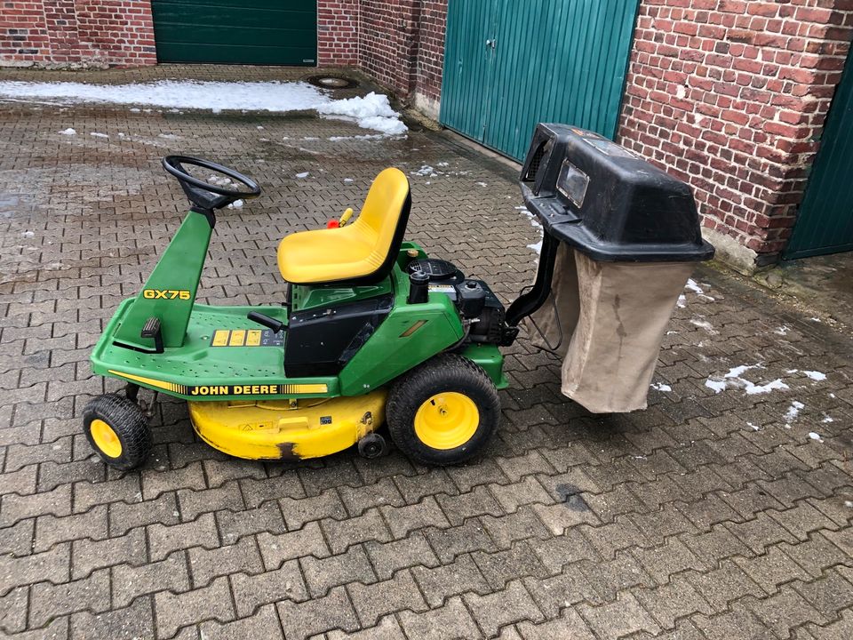 Aufsitz Rasenmäher John Deere in Tönisvorst