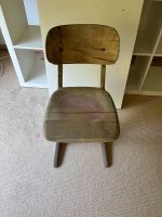 Alter Stuhl aus der Schule zu verschenken Baden-Württemberg - Sindelfingen Vorschau