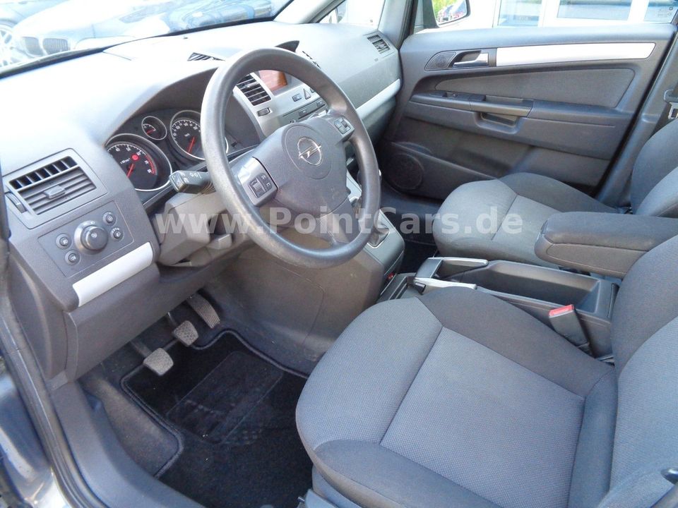 Opel Zafira B 1.8 16V*EURO 4-AHK-PDC-2.HAND-7 SITZER* in Essingen