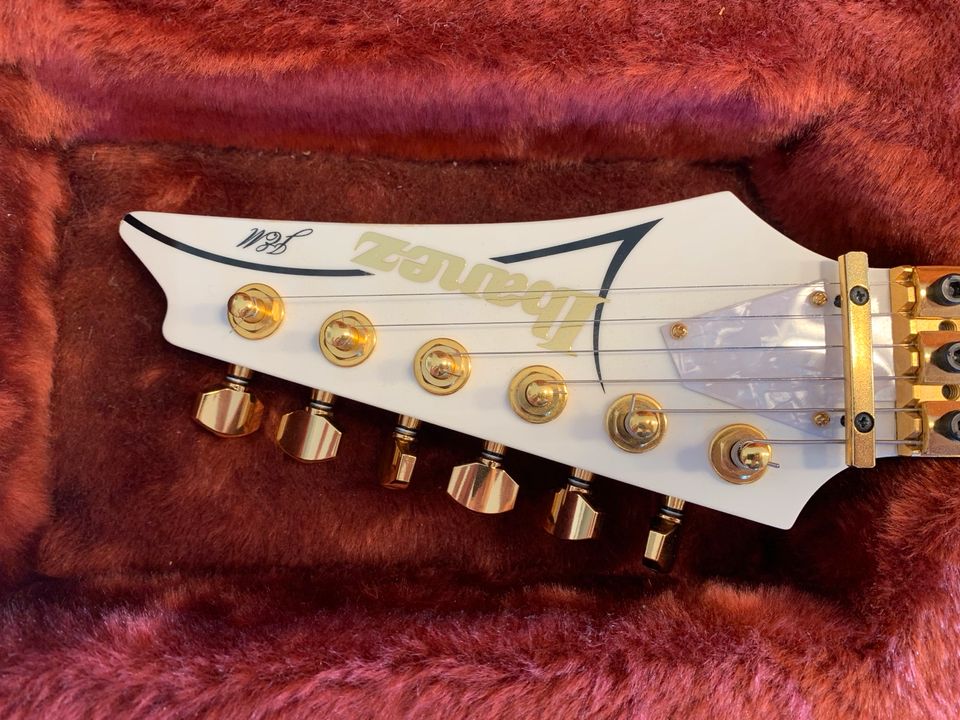 Ibanez JEM 7V-WH Prestige Team J. Craft in Erftstadt