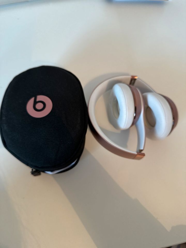 Beats Kopfhörer Solo3 Wireless in Kandel