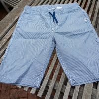 Neue kurze Hose in der Größe 164 blau /weiß Hessen - Wohratal Vorschau