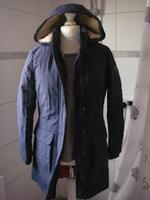 Tommy Hilfiger Damen Winterjacke Teddypelz Gr. M Blau Hessen - Solms Vorschau