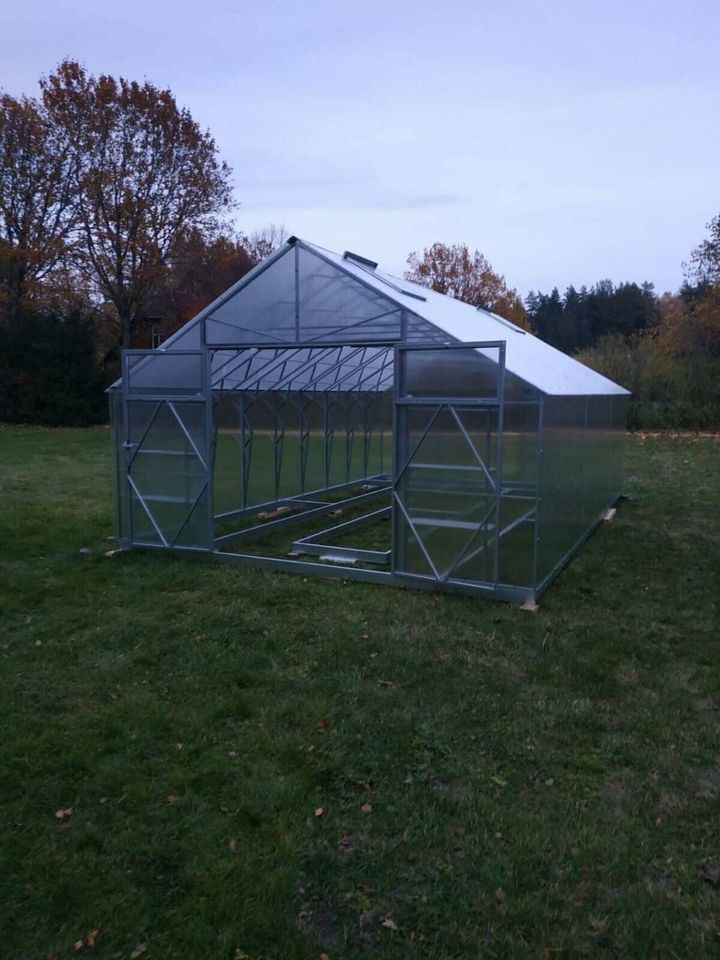 Gewächshaus Premium House Mit 10 mm Polycarbonatbeschichtung. in Wiesbaden