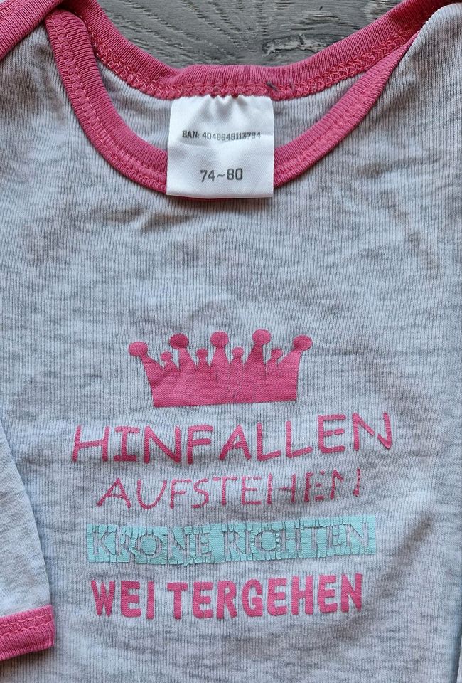 Body lang "Hinfallen,aufstehen,Krone richten,weitergehen" 74/80 in Offenburg