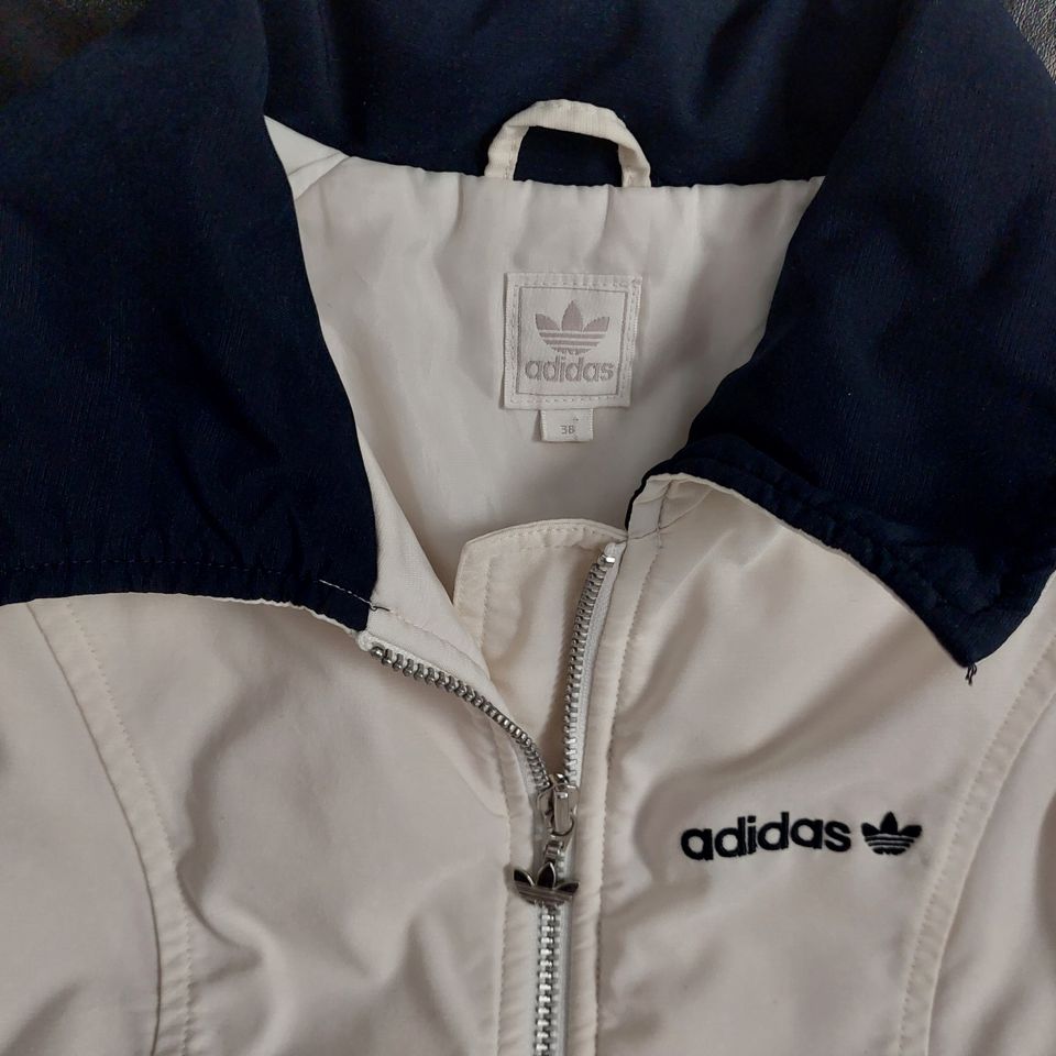 Adidas Original Sportjacke Freizeitjacke Vintage € 39,-- in Stuttgart