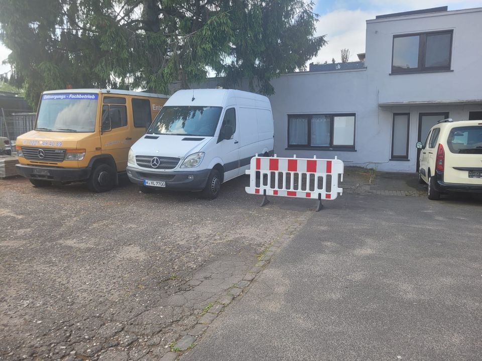 [ZENTRAL] Stellplatz/Parkplatz Wohnmobil/Transporter/Kastenwagen in Köln