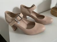 Clarks Riemchenpumps Hessen - Fulda Vorschau