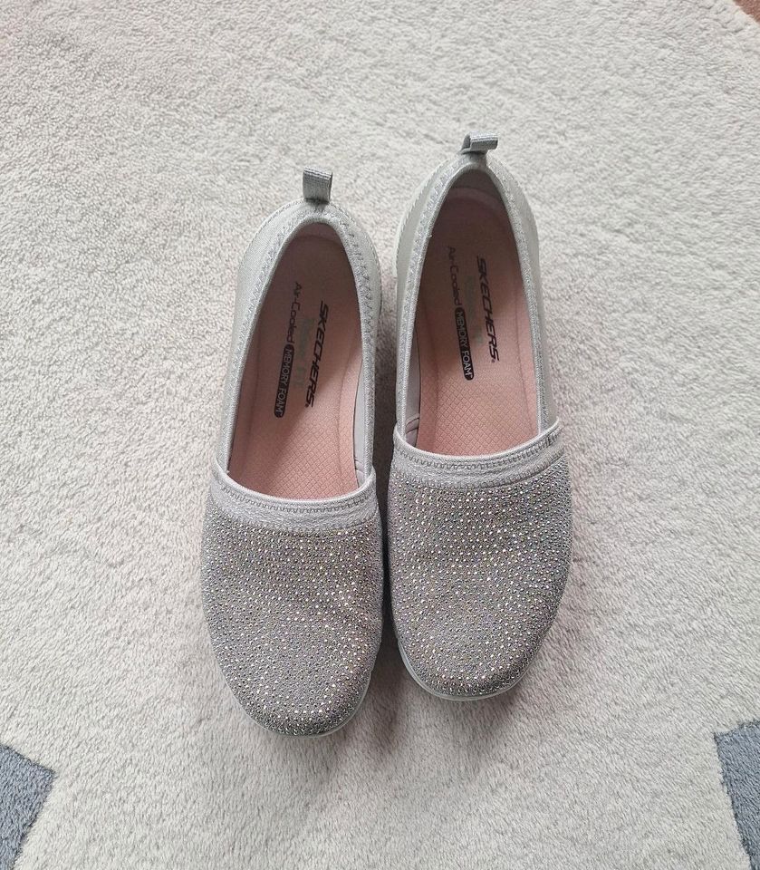 Skechers grau, glitzersteinen, Gr. 40 Damen in Kassel