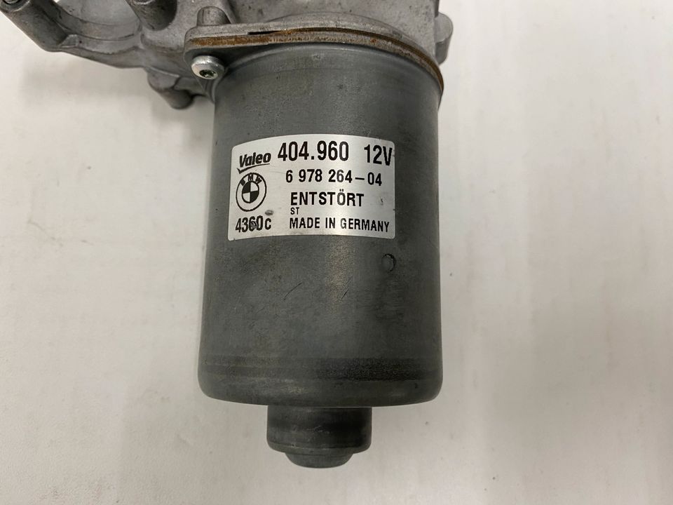 BMW E90 E91 E92 E93 Wischermotor 6978264 Scheibenwischer Motor in  Nordrhein-Westfalen - Olpe | Ersatz- & Reparaturteile | eBay Kleinanzeigen  ist jetzt Kleinanzeigen