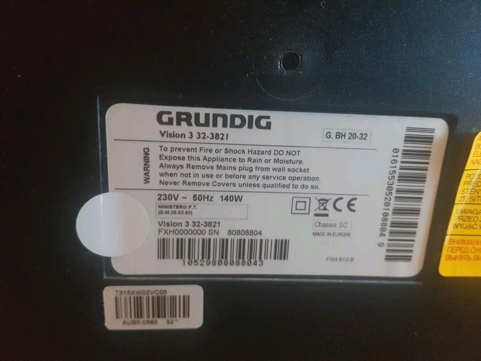 Grundig Vision 332 3821 32 Zoll TV in Nettetal