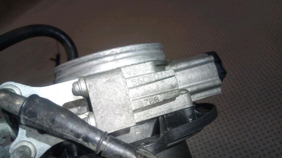 2008 Ducati 848 SBK Einspritzanlage Throttle Body 28240801A in Jörl