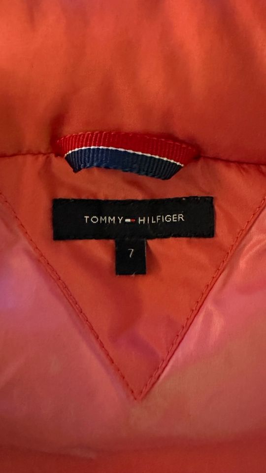 Tommy Hilfiger Kinder Weste. in Waake