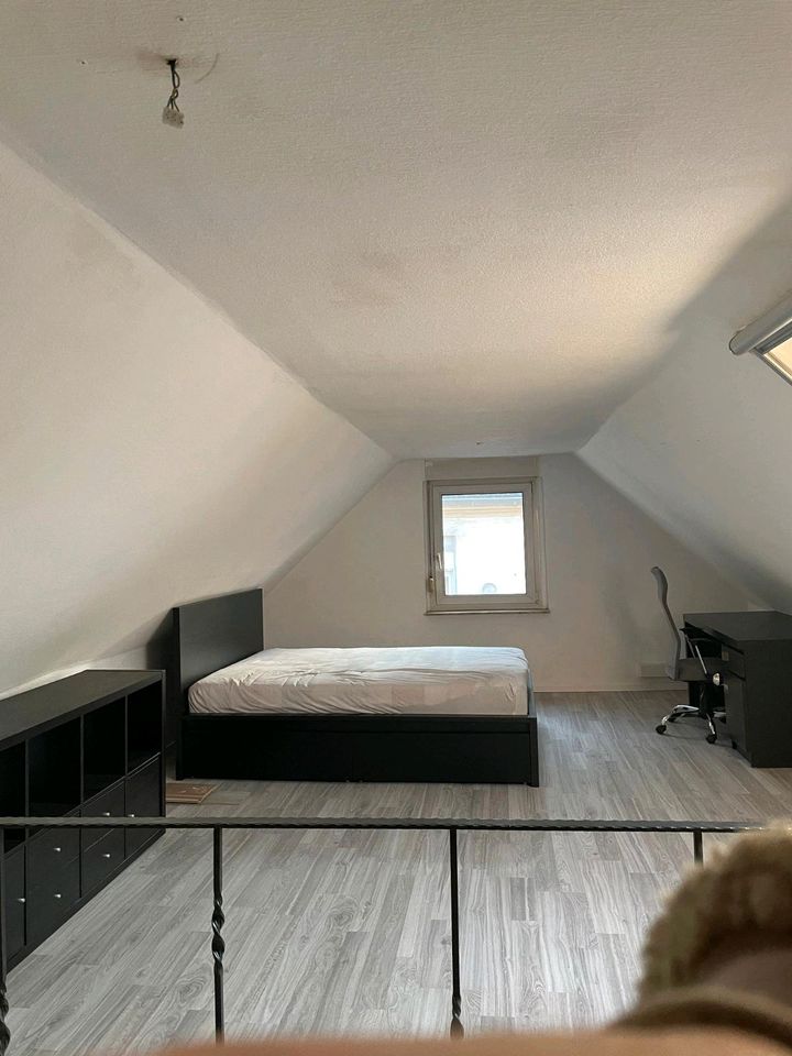 Biete Wohnung zur Miete / Suche Hausmeister in Krefeld