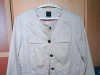 Damenblazer beige mit schwarzen Knöpfen Hessen - Nidderau Vorschau