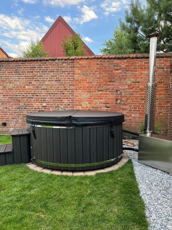 ⭐️❗️VOLLAUSSTATTUNG❗⭐️ Hot Tub Badefass Pool Whirlpool Jacuzzi in Lingen (Ems)