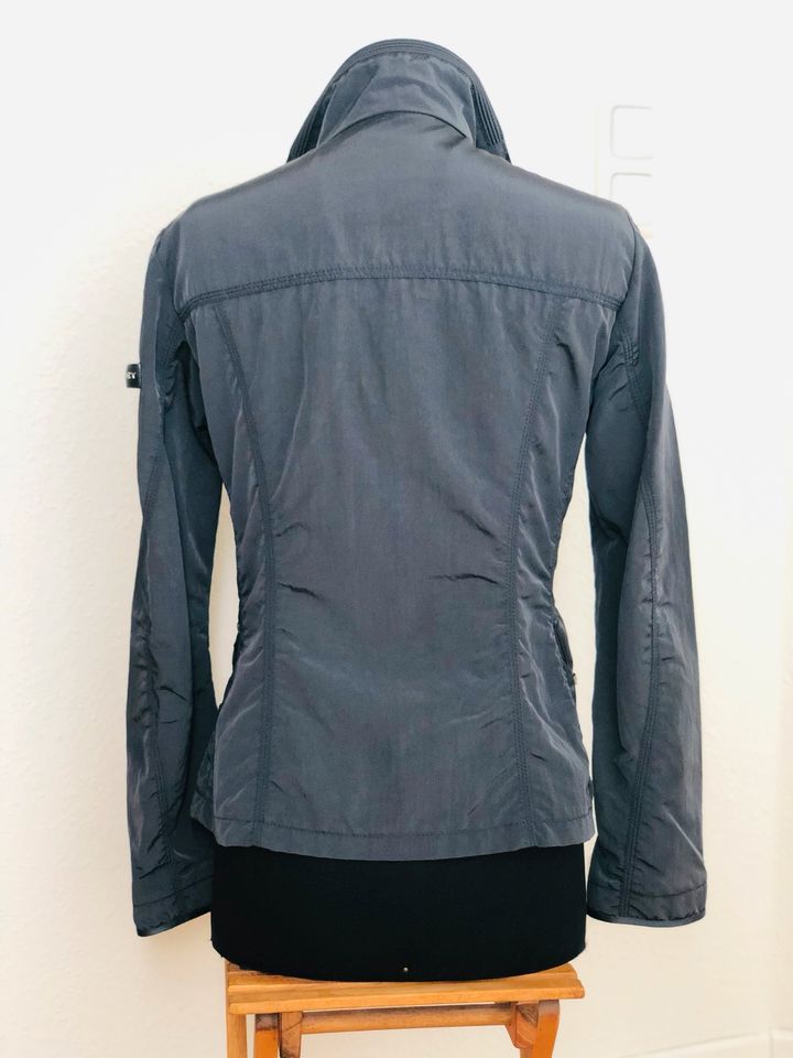 Peuterey Jacke Damen Apple Wood navy Größe S in Köln