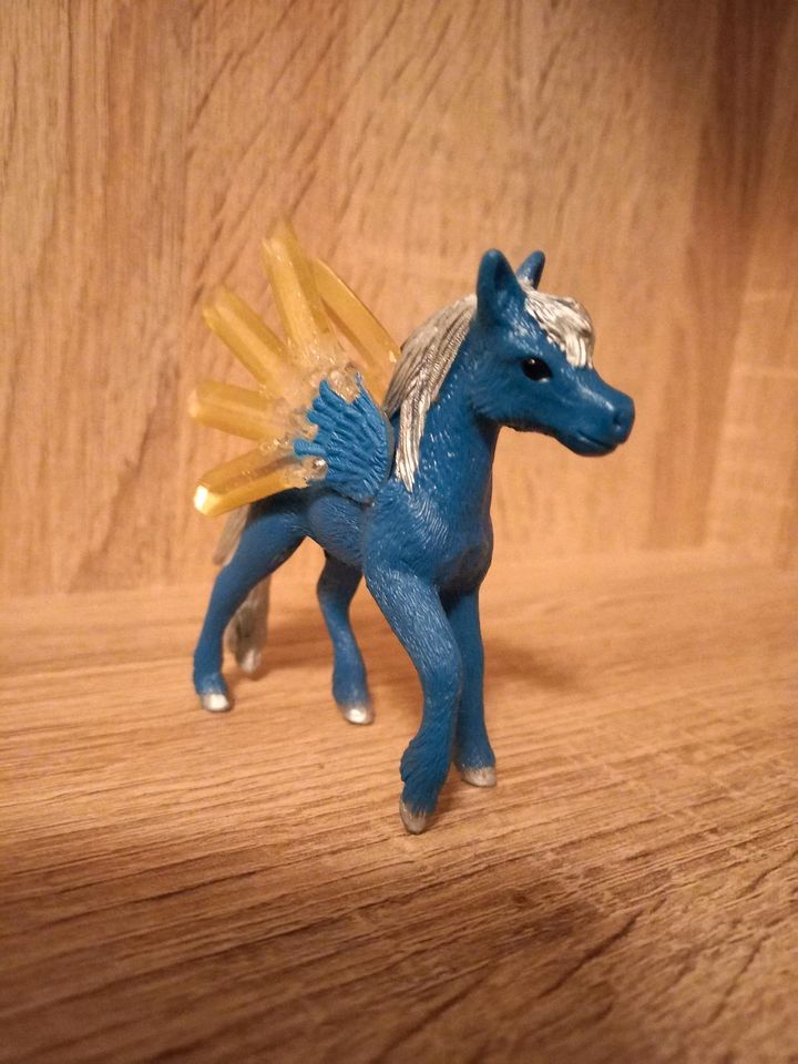 Schleich Pegasus aus Zeitschrift in Heiligenhafen 