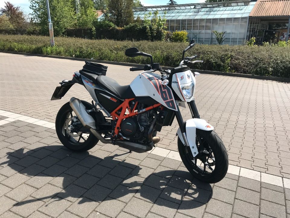 KTM 690 Duke in Magdeburg