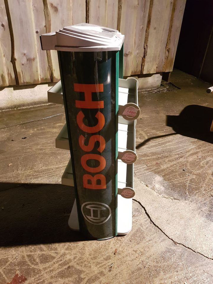 Regal von Bosch in Mücke