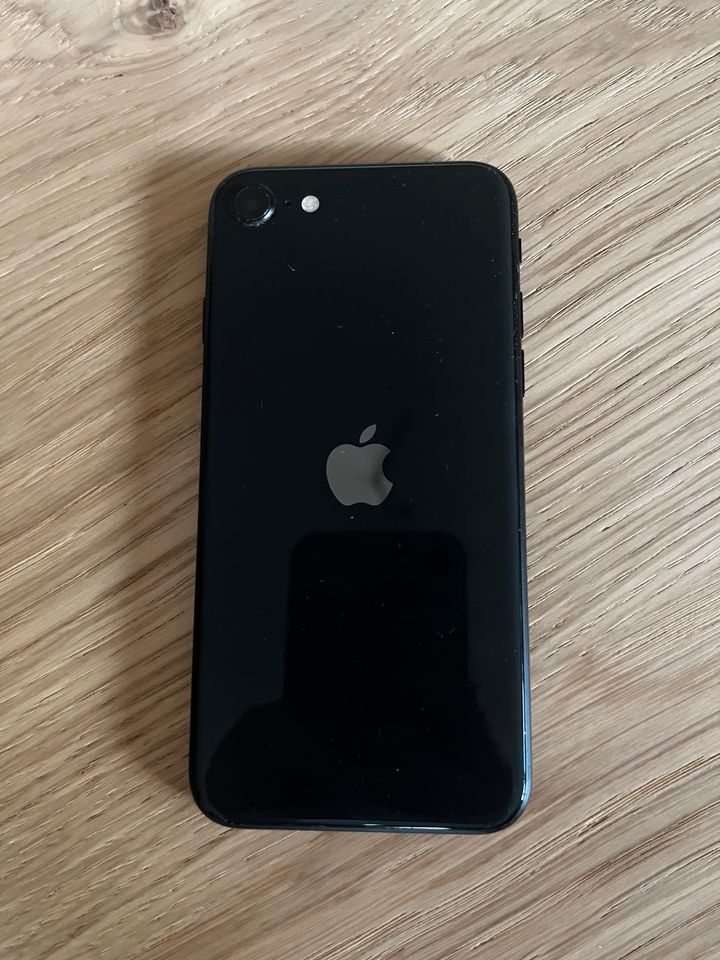 iPhone SE 2020 in Greifswald