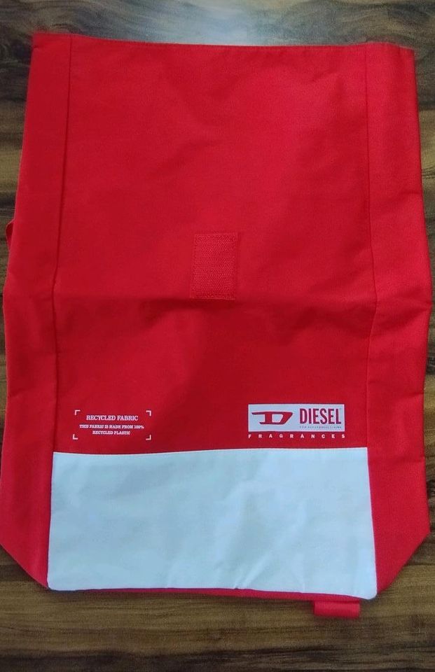 2 x Diesel Rucksack, Tasche * Neu rot in Konstanz