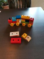 Holzzug mit 17 Teilen - Spielzeug - Steckspielzeug - Motorik Niedersachsen - Bassum Vorschau