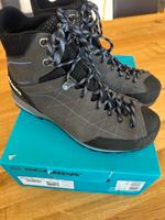Scarpa Zodiac TRK GRX Damen 41,4 quasi neu Hessen - Idstein Vorschau