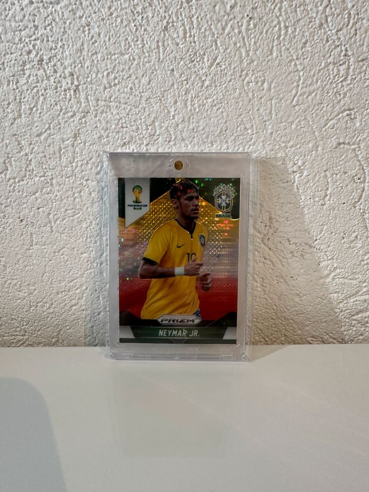 2014 Panini Prizm World Cup WM Neymar Yellow & Red Wave in Bad Säckingen