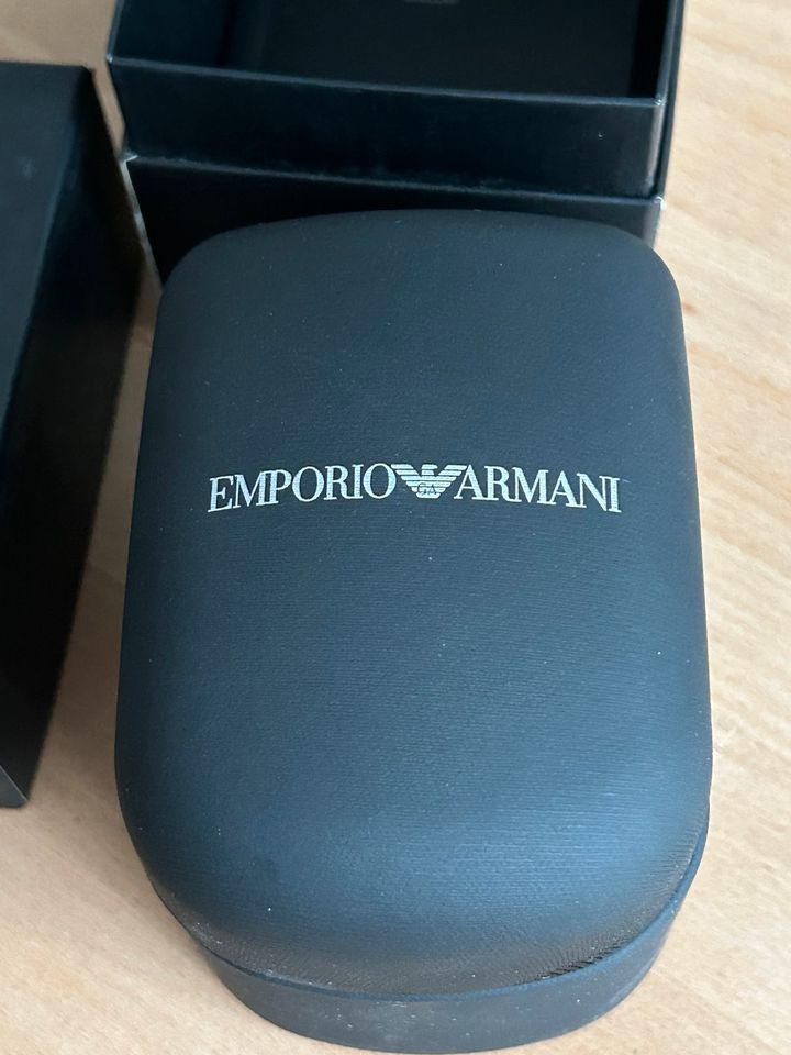 Emporio Armani  AR0180 Herren Leder Armband Uhr in Gladbeck