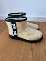 UGG Mini aus Wolle 37 Kreis Pinneberg - Pinneberg Vorschau