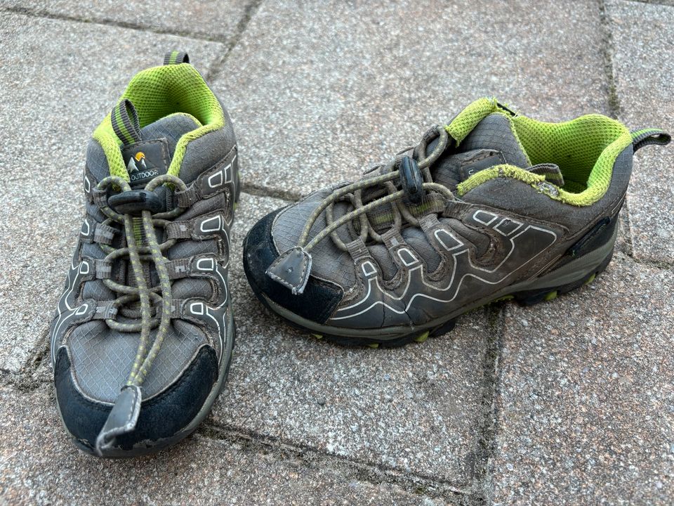 Wanderschuhe flach Gr 29 in Lich