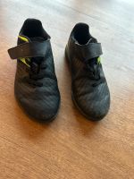 Fußballschuhe draußen Stollen Decathlon 30 schwarz gelb Neon Nordrhein-Westfalen - Arnsberg Vorschau