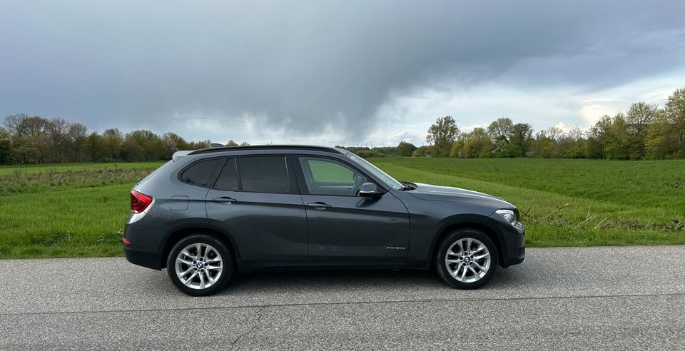 BMW X1 sDrive20d Aut. Sport in Hamburg