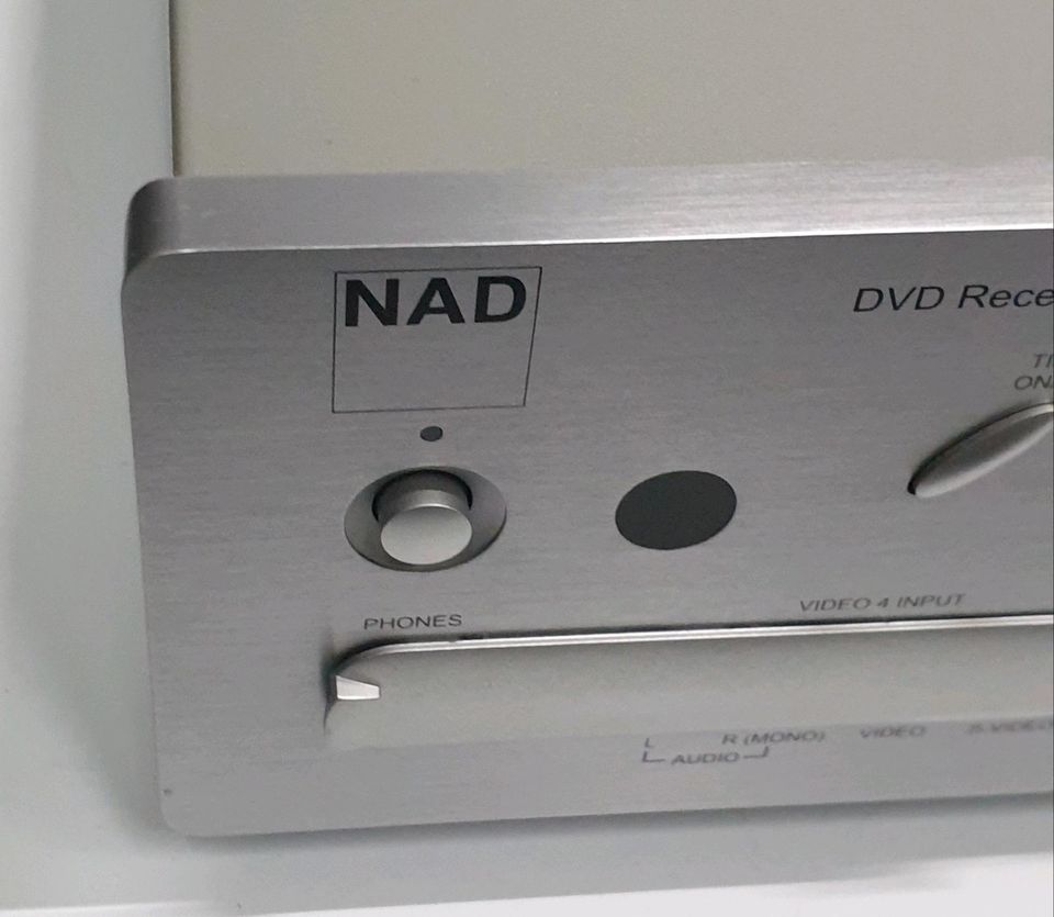 NAD L 53 DVD-Receiver mit Aluminium Front in Duisburg