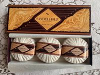 Kosmetika Vintage 3 Sandelholz-Seifen "Savon de Luxe" Nordrhein-Westfalen - Gummersbach Vorschau