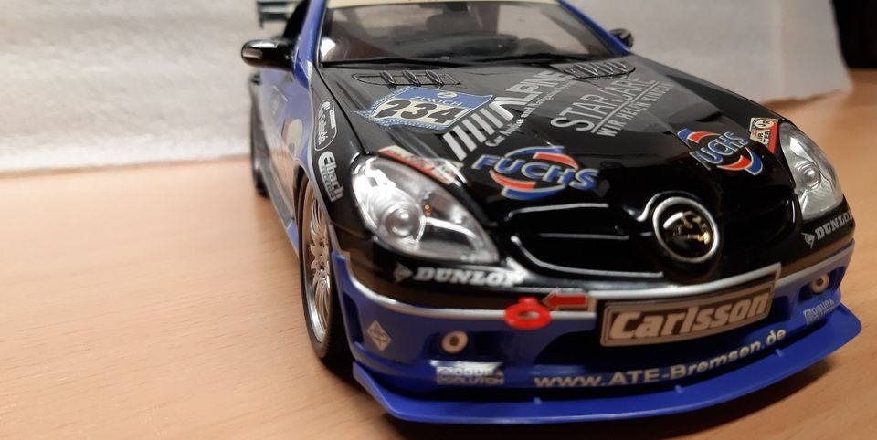 Mercedes Benz SLK 55 AMG CARLSSON von Hot Works 1:18 Rarität in Birkenheide